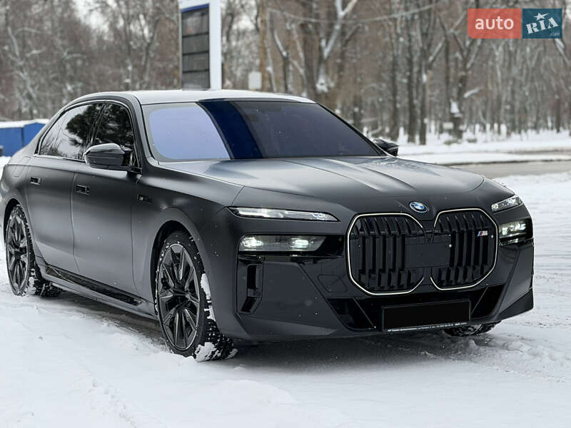 Седан BMW 7 Series 2023 в Дніпрі