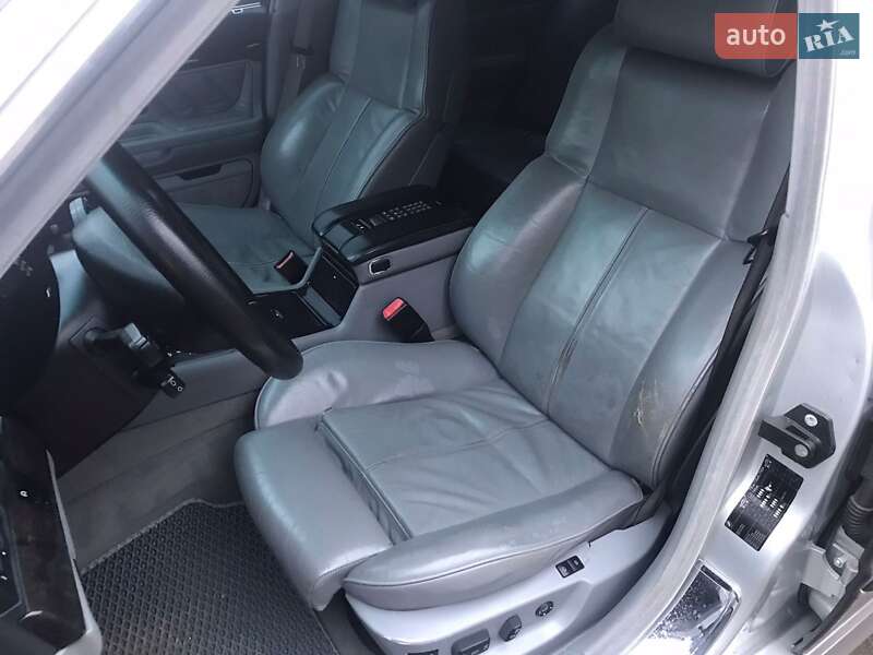 Седан BMW 7 Series 2001 в Львове