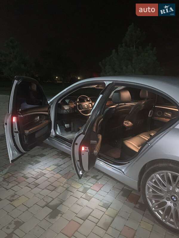 Седан BMW 7 Series 2005 в Ізмаїлі