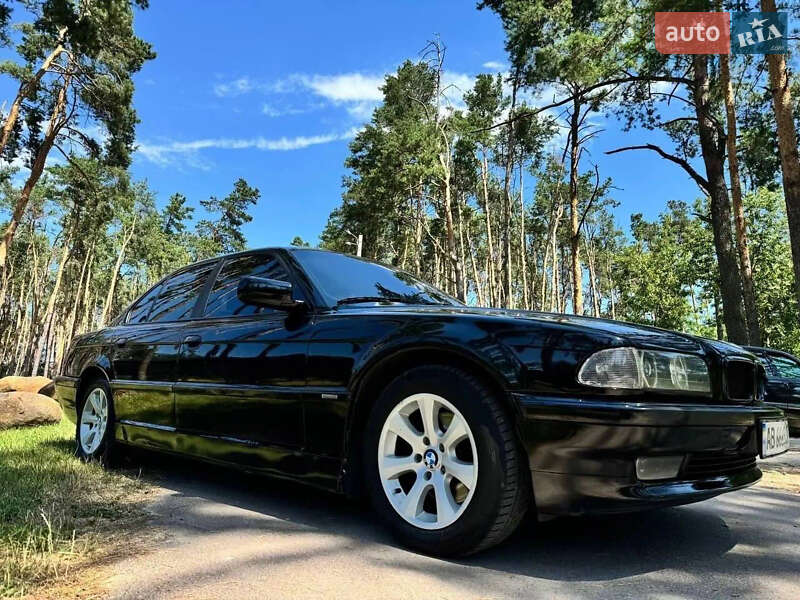Седан BMW 7 Series 1995 в Виннице