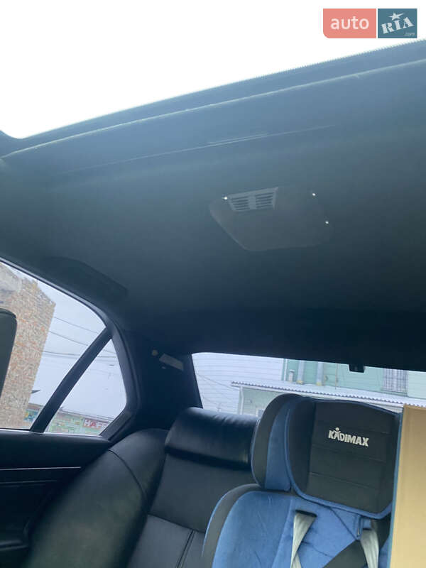 Седан BMW 7 Series 2000 в Ровно