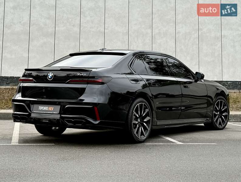 Седан BMW 7 Series 2023 в Киеве