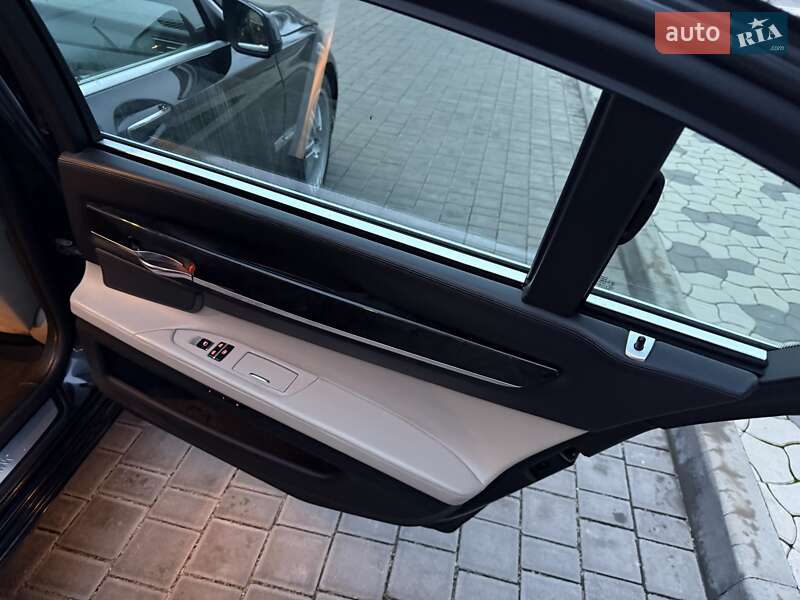 Седан BMW 7 Series 2011 в Одесі фото 72 Седан BMW 7 Series 2011 в Одесі