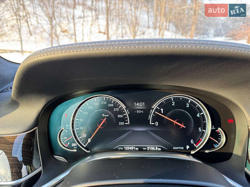 Седан BMW 7 Series 2016 в Киеве