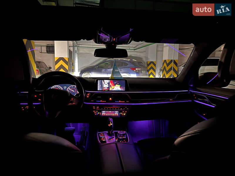 Седан BMW 7 Series 2016 в Киеве