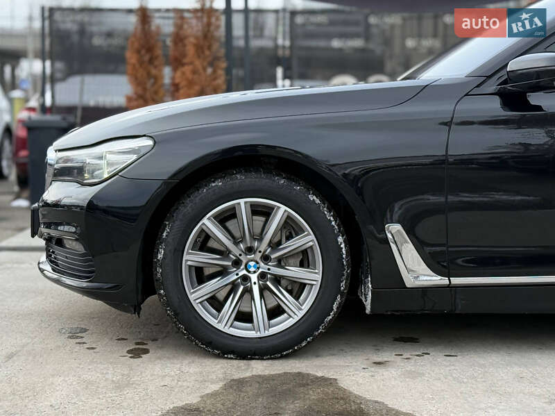 Седан BMW 7 Series 2015 в Киеве фото 5 Седан BMW 7 Series 2015 в Киеве