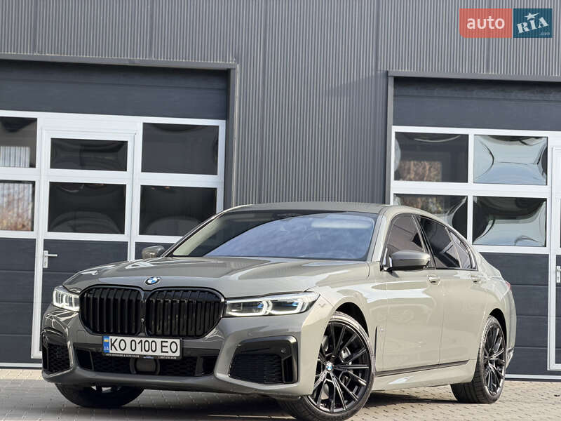 Седан BMW 7 Series 2021 в Мукачево