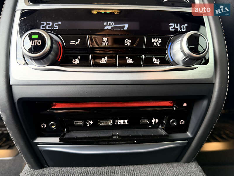 Седан BMW 7 Series 2021 в Мукачево