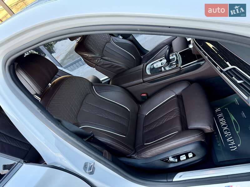 Седан BMW 7 Series 2019 в Киеве