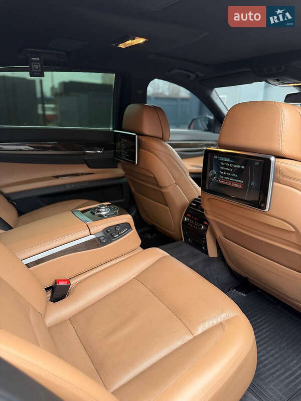 Седан BMW 7 Series 2012 в Киеве