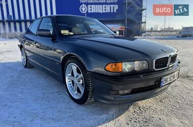 Седан BMW 7 Series 2001 в Ровно