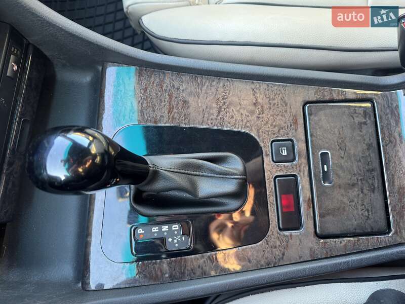 Седан BMW 7 Series 2001 в Ровно