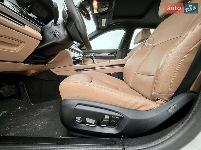 Седан BMW 7 Series 2015 в Львове фото 41 Седан BMW 7 Series 2015 в Львове
