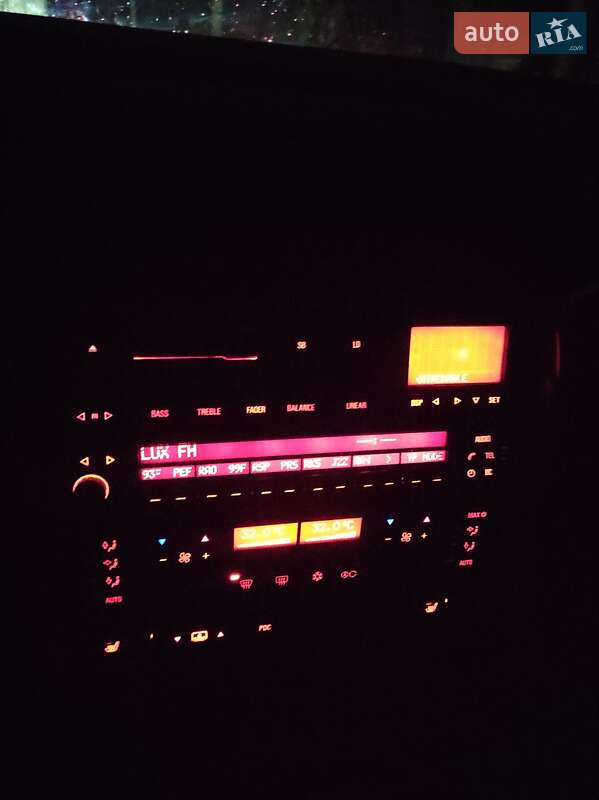 Седан BMW 7 Series 1995 в Киеве