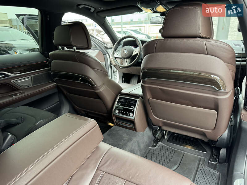 Седан BMW 7 Series 2020 в Одесі