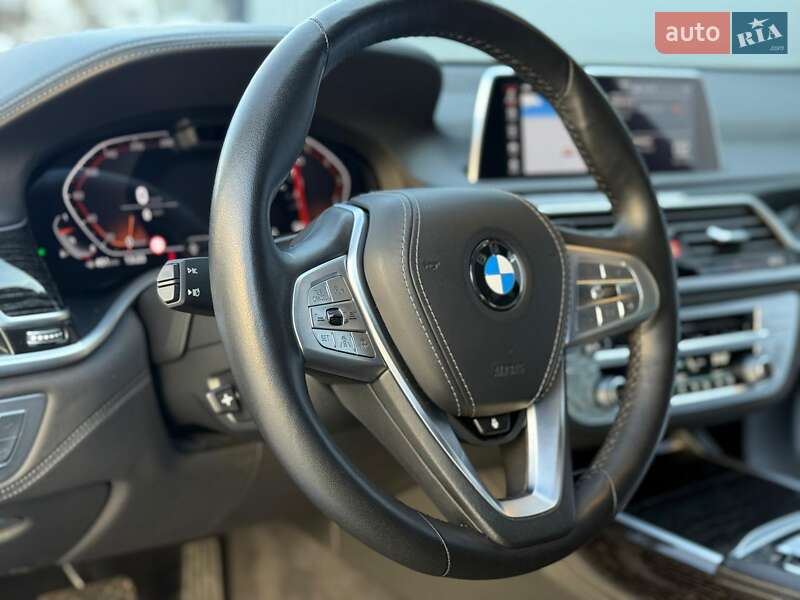 Седан BMW 7 Series 2022 в Києві