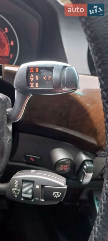 Седан BMW 7 Series 2002 в Ужгороде