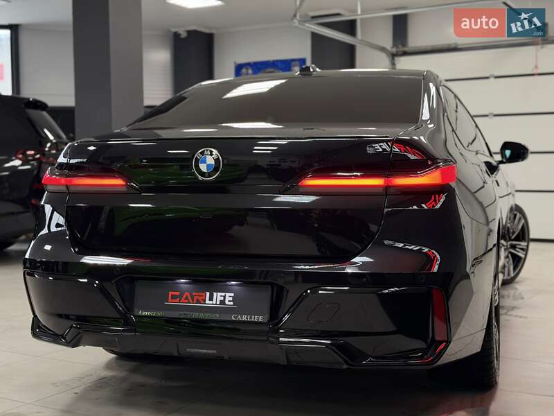 Седан BMW 7 Series 2023 в Тернополі