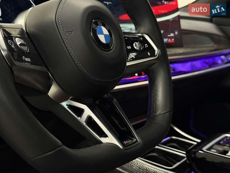 Седан BMW 7 Series 2023 в Тернополі