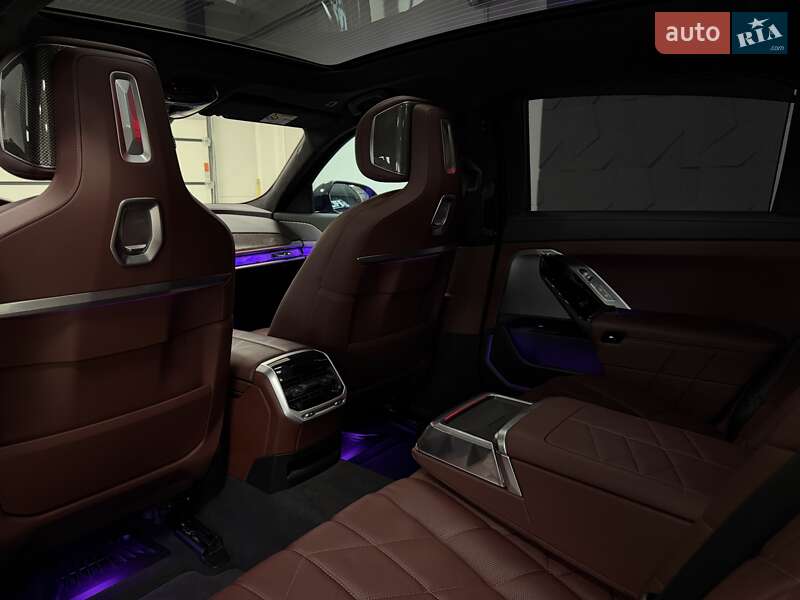 Седан BMW 7 Series 2023 в Тернополі