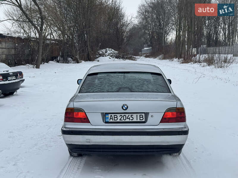 Седан BMW 7 Series 1998 в Виннице