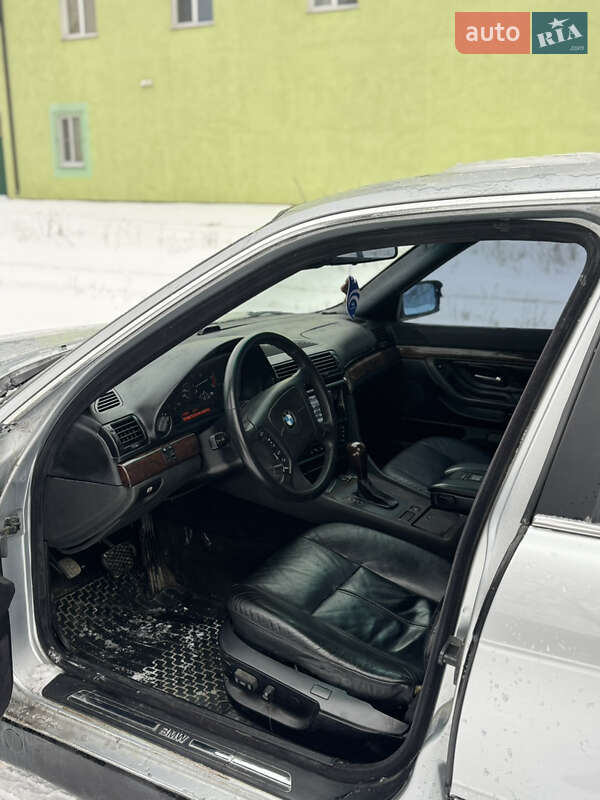Седан BMW 7 Series 1998 в Виннице