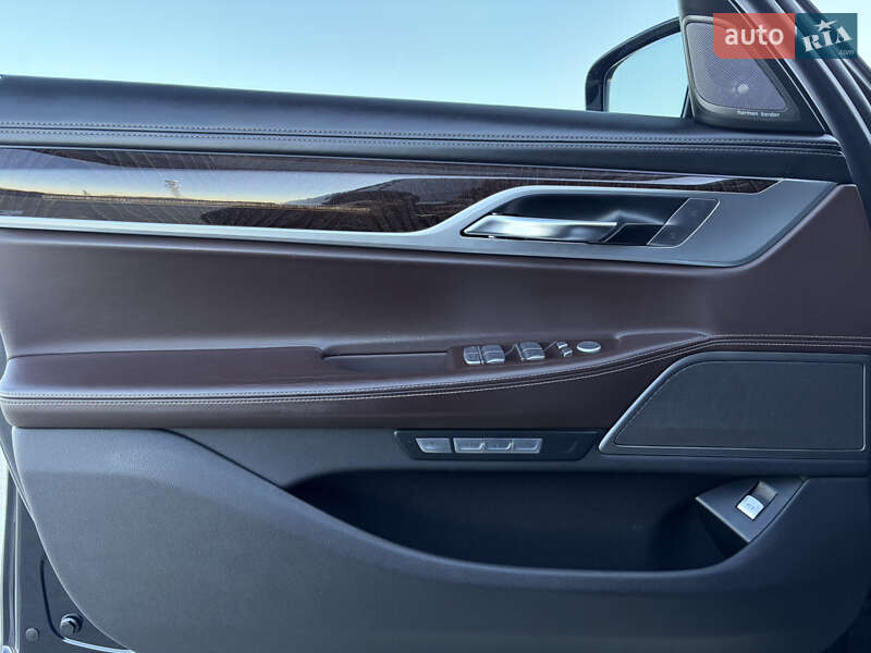 Седан BMW 7 Series 2017 в Ужгороде фото 63 Седан BMW 7 Series 2017 в Ужгороде