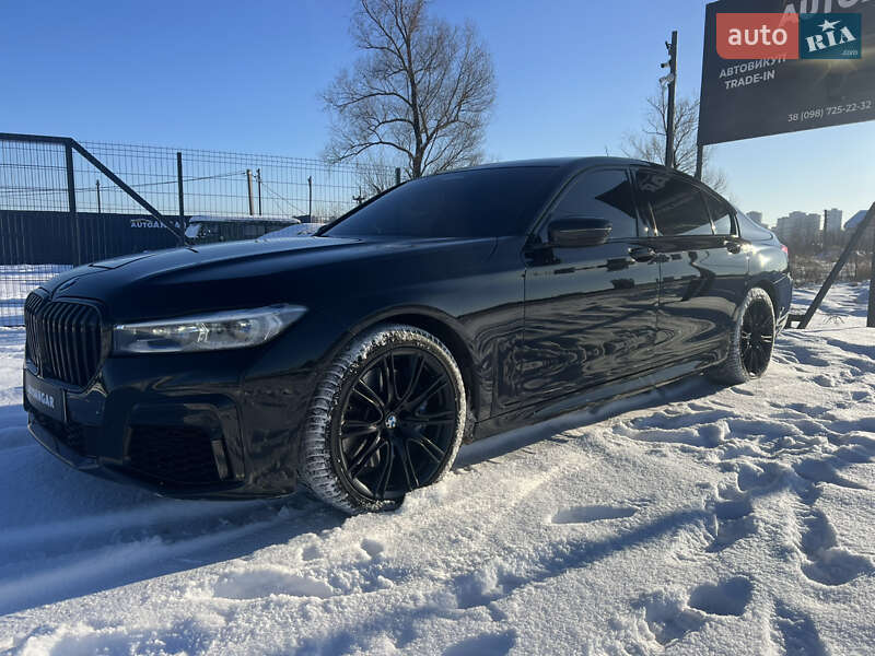 Седан BMW 7 Series 2021 в Киеве