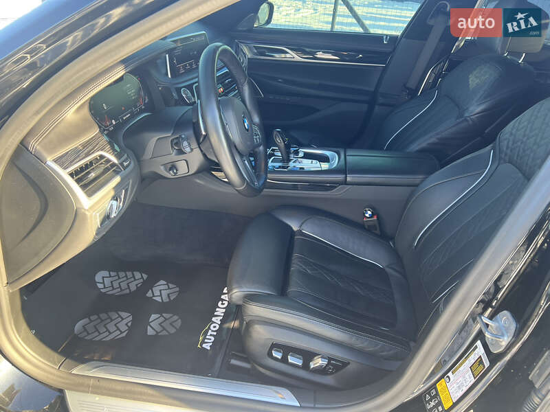 Седан BMW 7 Series 2021 в Киеве