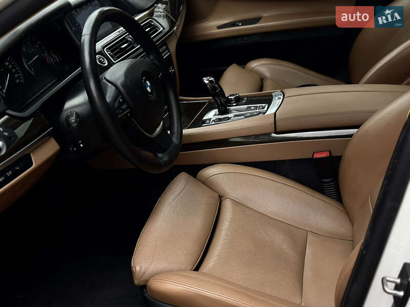 Седан BMW 7 Series 2011 в Киеве фото 7 Седан BMW 7 Series 2011 в Киеве