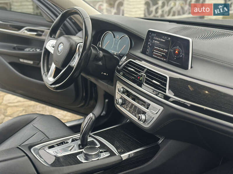 Седан BMW 7 Series 2016 в Могилев-Подольске фото 19 Седан BMW 7 Series 2016 в Могилев-Подольске