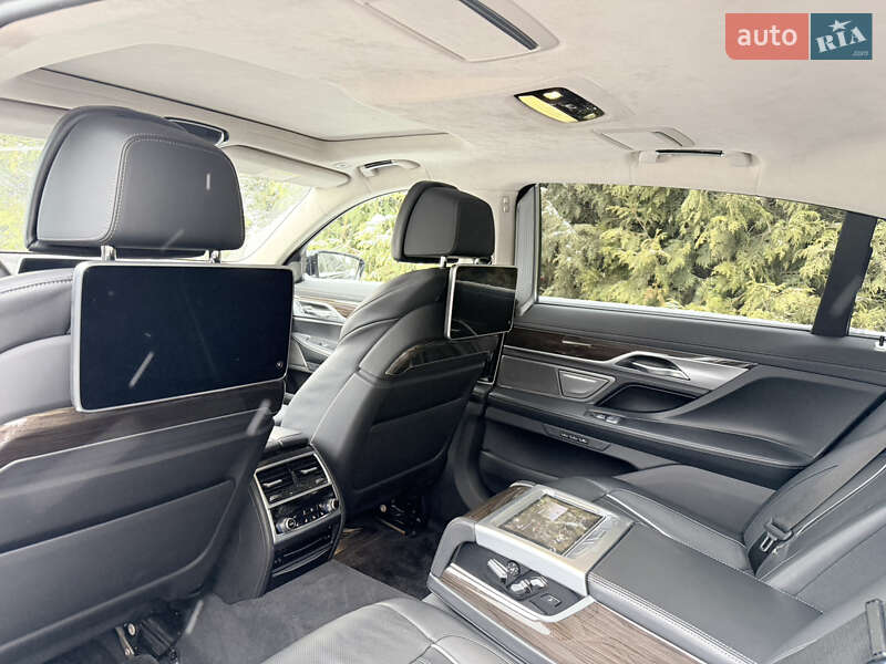 Седан BMW 7 Series 2022 в Киеве фото 6 Седан BMW 7 Series 2022 в Киеве