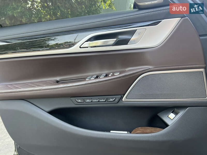 Седан BMW 7 Series 2022 в Днепре