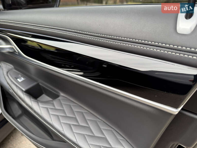 Седан BMW 7 Series 2020 в Ровно