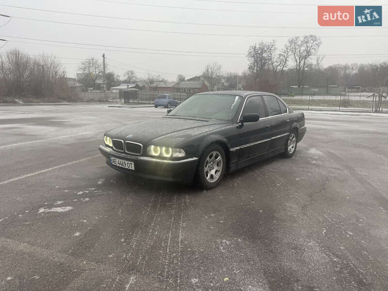 BMW 7 Series 1996