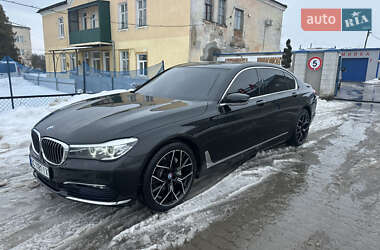 Седан BMW 7 Series 2015 в Самборе