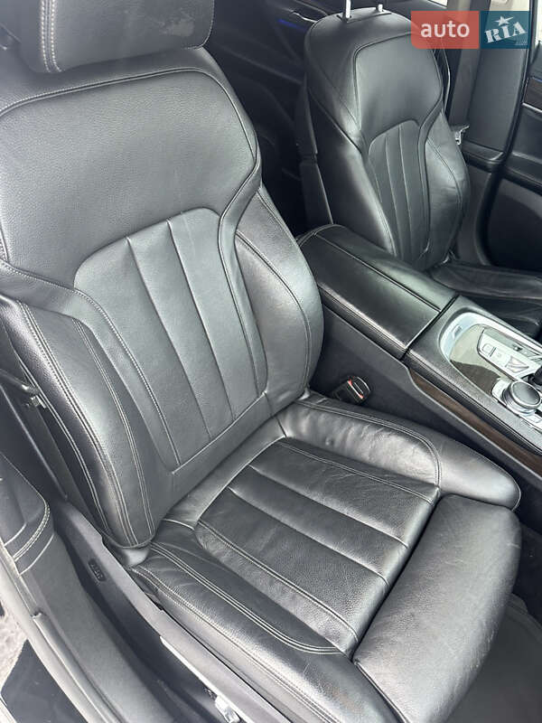 Седан BMW 7 Series 2015 в Самборе фото 15 Седан BMW 7 Series 2015 в Самборе