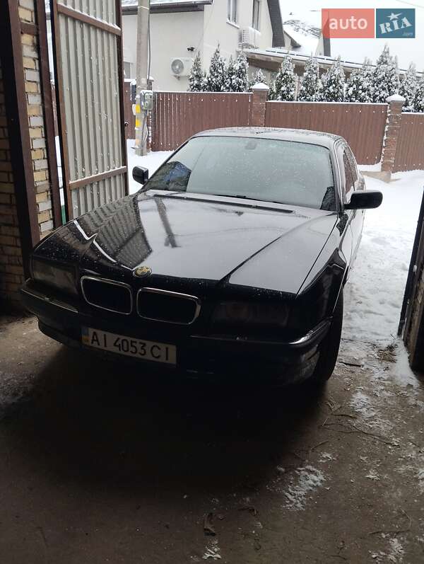 Седан BMW 7 Series 1996 в Києві