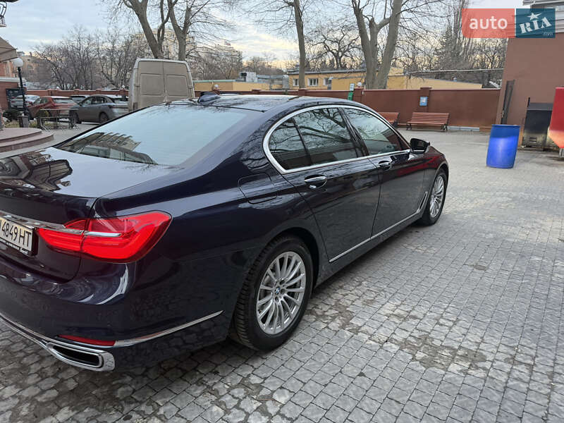 Седан BMW 7 Series 2017 в Одессе