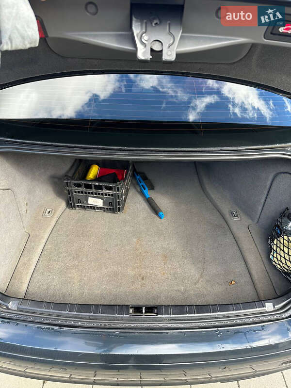 Седан BMW 7 Series 2005 в Долине