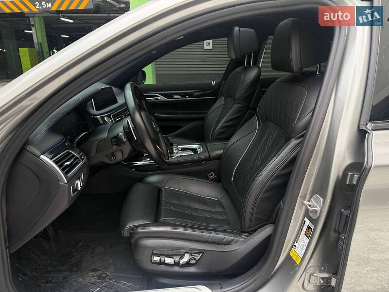 Седан BMW 7 Series 2020 в Киеве
