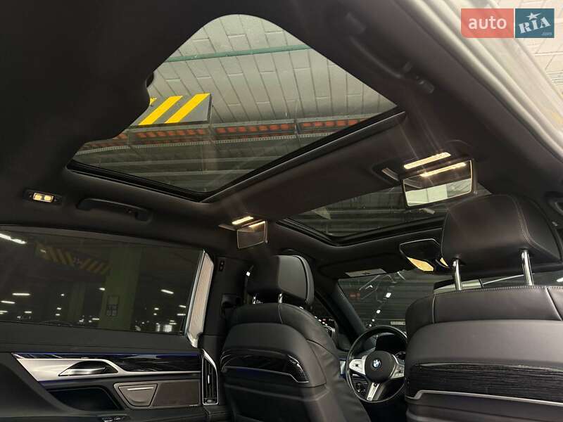 Седан BMW 7 Series 2020 в Киеве