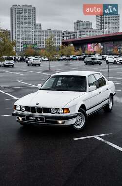 Седан BMW 7 Series 1992 в Дніпрі