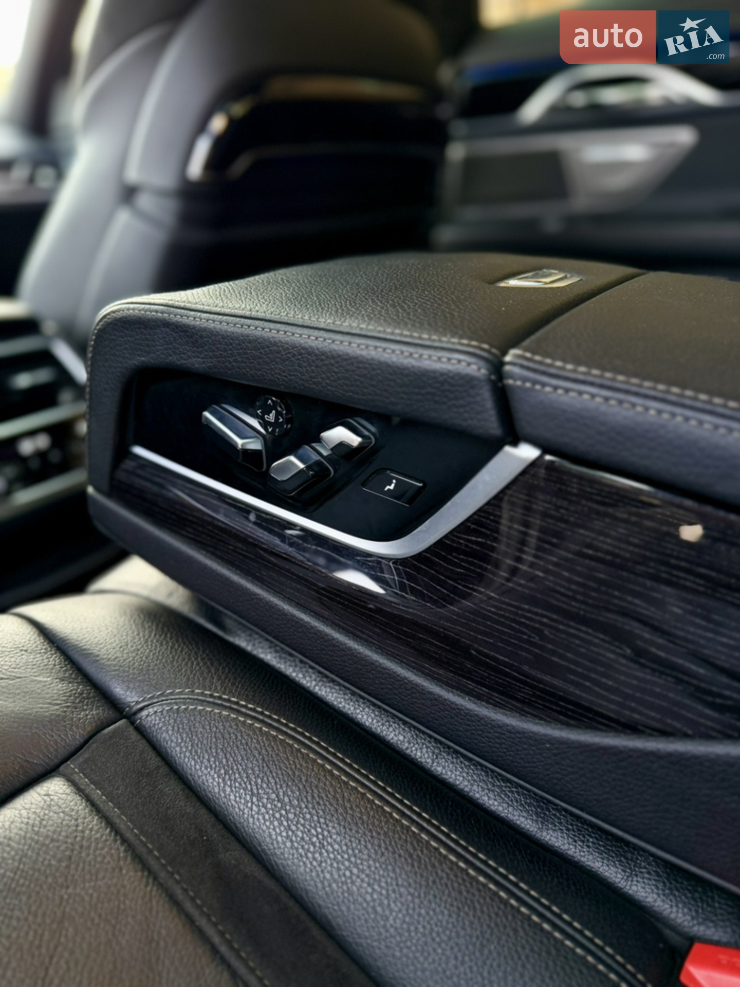 2016 BMW 7er - мініатюра 26