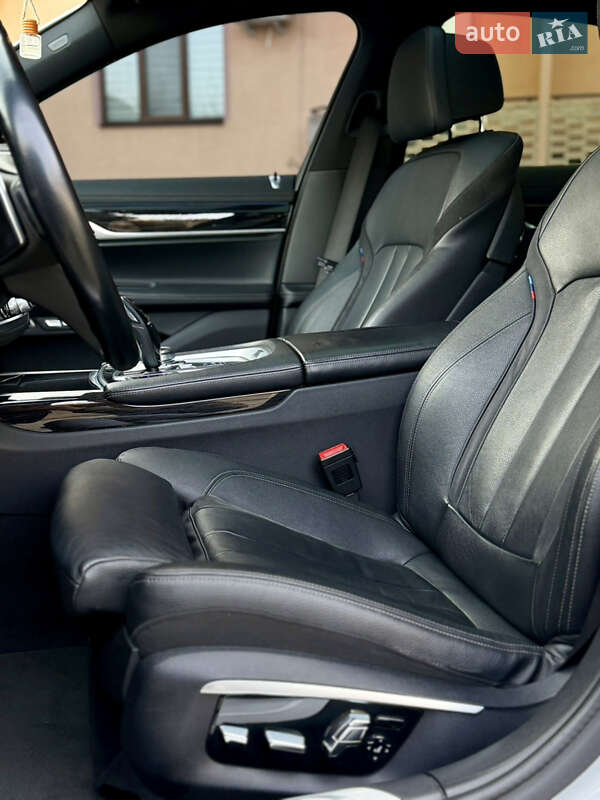 Седан BMW 7 Series 2016 в Ужгороде