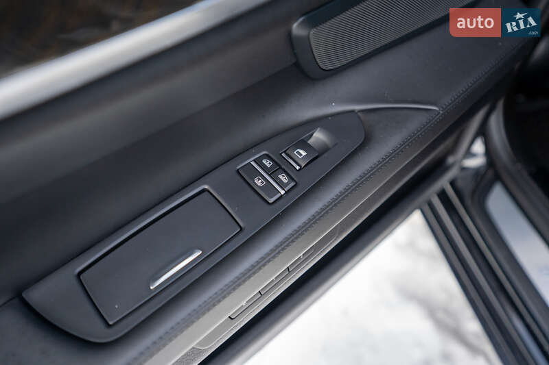 Седан BMW 7 Series 2011 в Киеве фото 32 Седан BMW 7 Series 2011 в Киеве