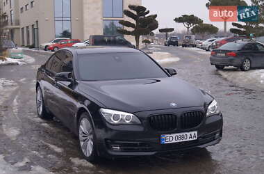 Седан BMW 7 Series 2014 в Львові