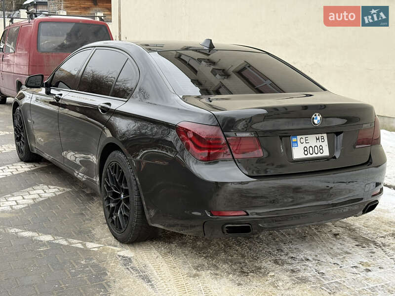 Седан BMW 7 Series 2011 в Львове