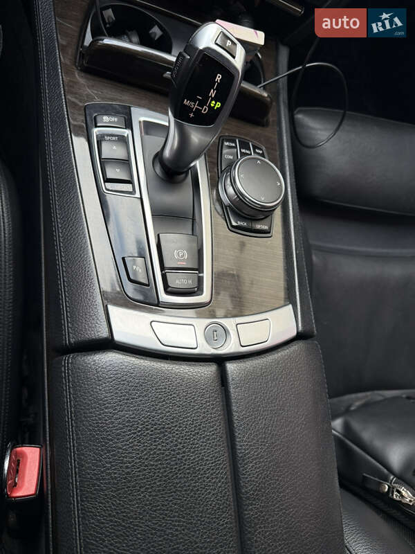 Седан BMW 7 Series 2011 в Львове