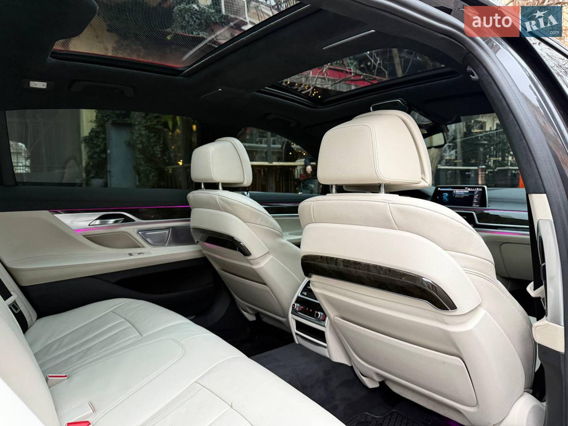 2017 BMW 7er - мініатюра 7